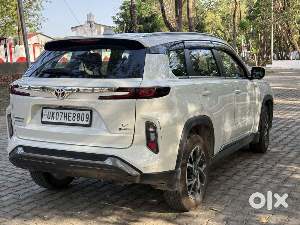 Toyota Urban Cruiser Hyryder V Hybrid Aero Edition, 2025, Petrol