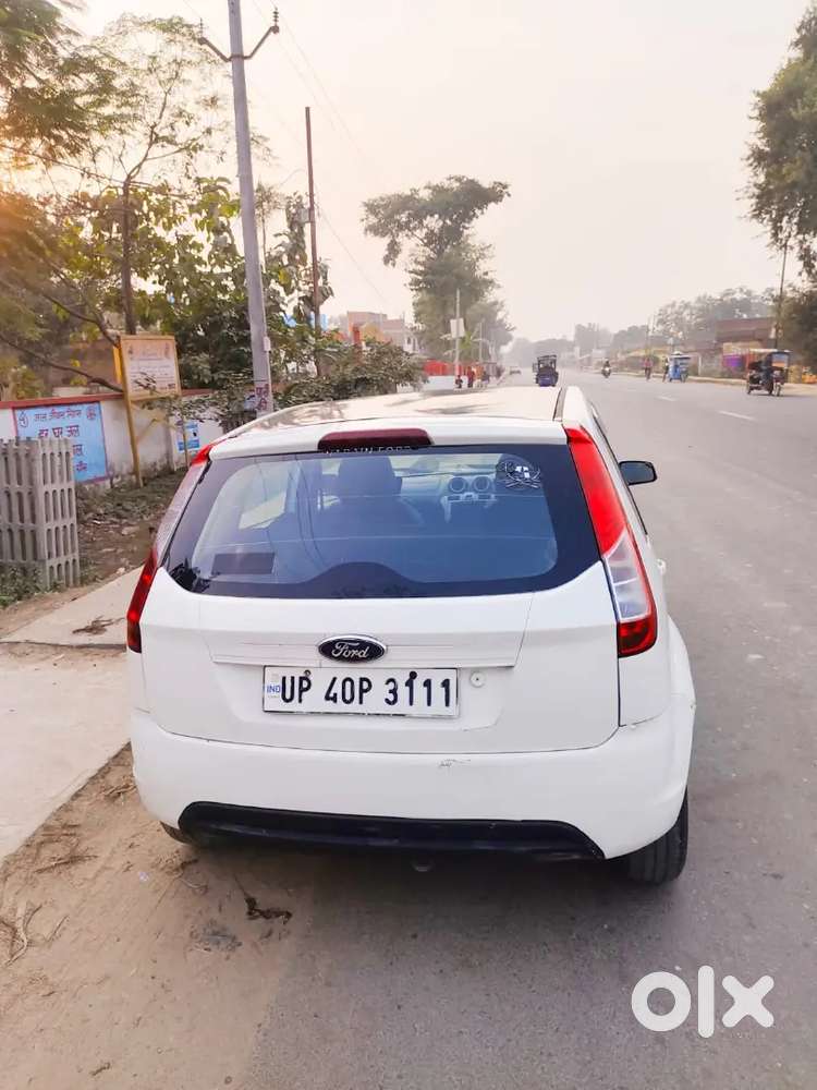 Ford Figo 2013 Diesel Manual 100000 Km Driven