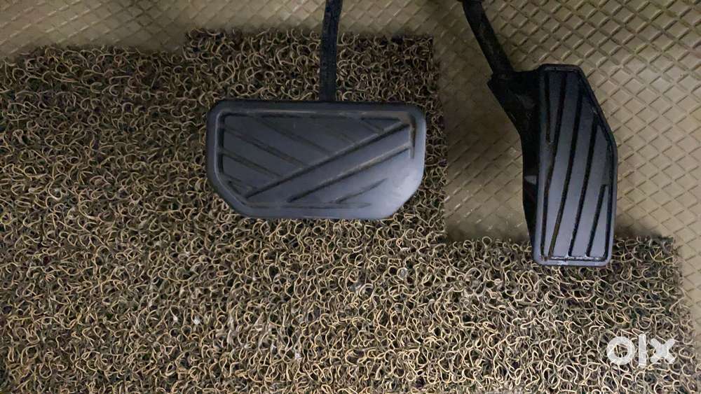 Maruti Suzuki Swift Dzire Amt Vxi, 2018, Petrol