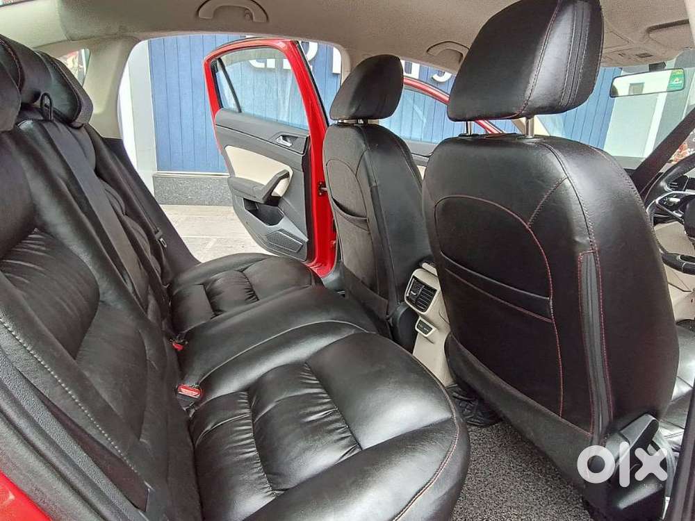 Skoda Slavia Ambition 1.5l Tsi Mt, 2023, Petrol