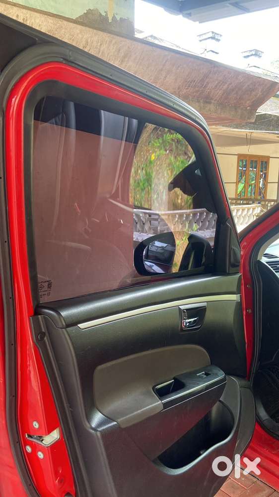 Maruti Suzuki Swift 2015