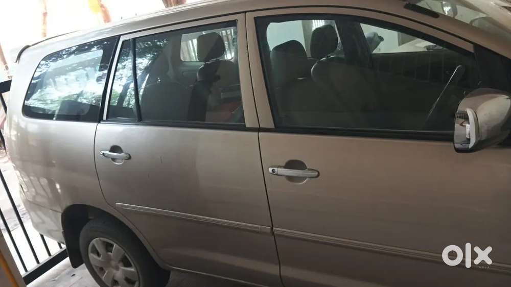 Toyota Innova 2011 Diesel 74400 Km Driven