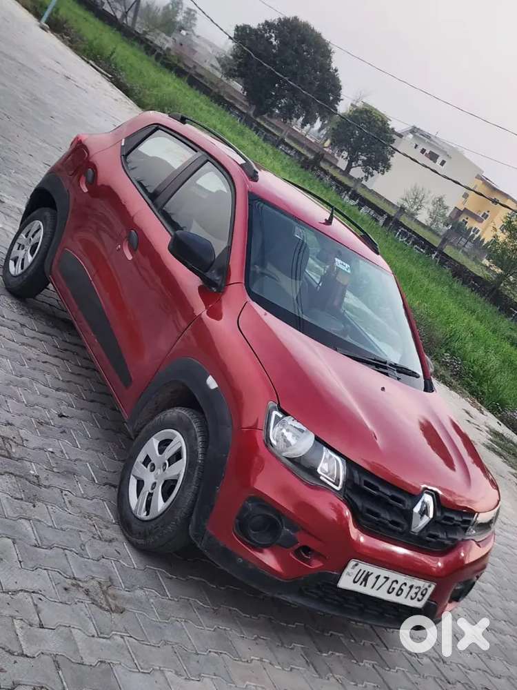 Renault Kwid
Android System 
Dono Key 
Back Camera
Ac
Central Locking