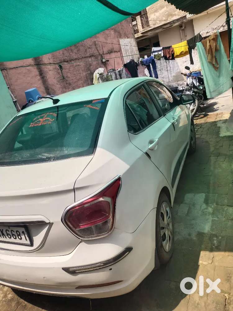 Very Good Condition Car..hyundai Xcent 2017.
