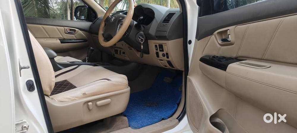 Toyota Fortuner 4x2 At, 2012, Diesel