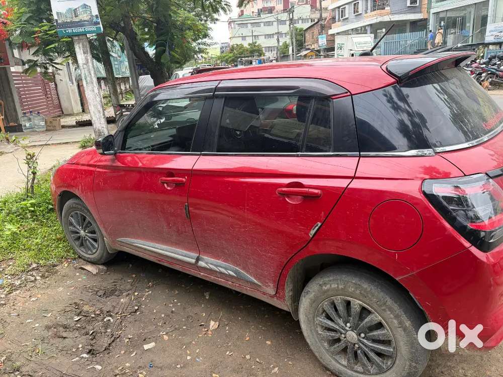 Maruti Suzuki Swift 2024 Petrol 33500 Km Driven