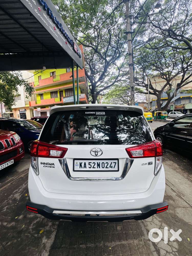 Toyota Innova Crysta [2020-ongoing] 2.4 GX AT 7 STR, 2019, Diesel