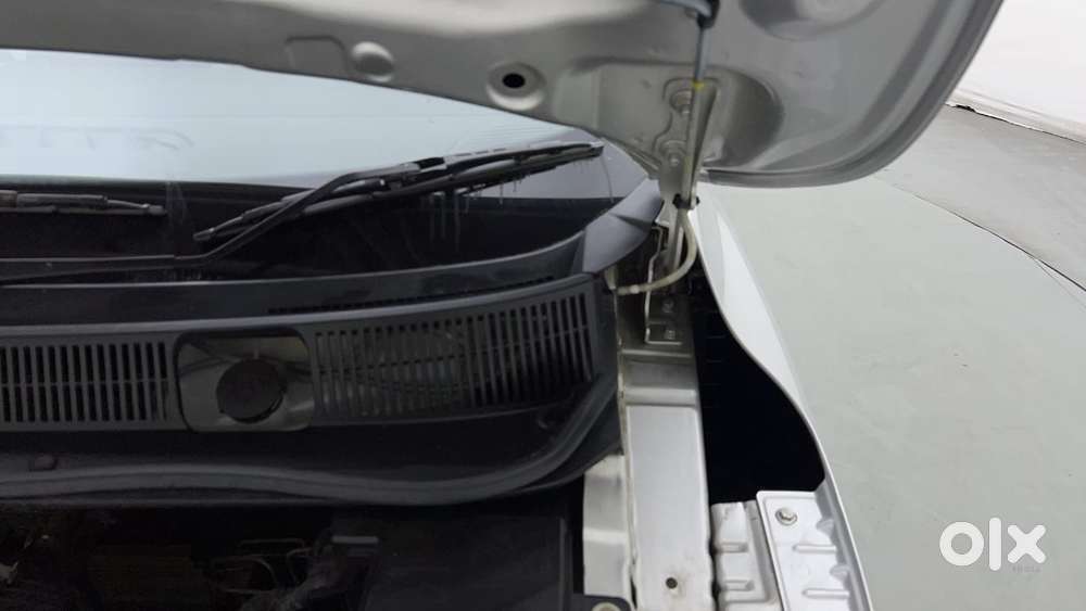Renault Triber Rxz Easy-r Amt, 2023, Petrol