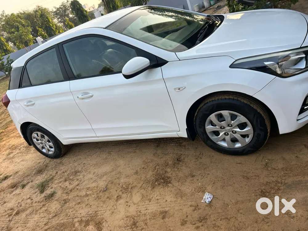 Hyundai I20 2020 Cng & Hybrids 76700 Km Driven