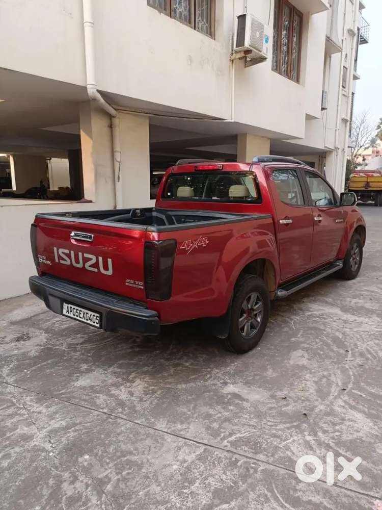 Isuzu D-max V-cross 2018