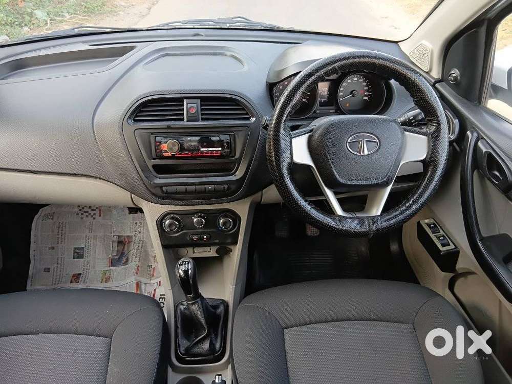 Tata Tiago Xe, 2018, Petrol