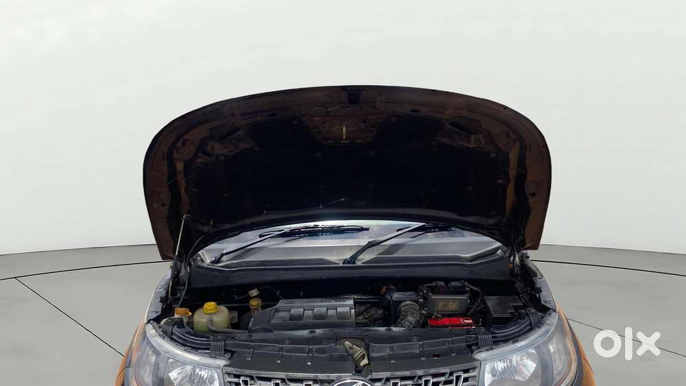 Mahindra Kuv 100 2016-2017 Mfalcon G80 K4 Plus, 2016, Petrol