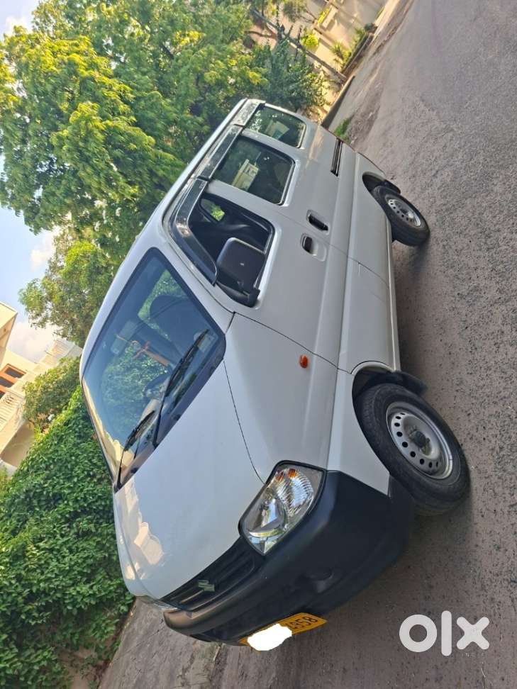 Maruti Suzuki Eeco 1.2 7 Str Std(o), 2025, Petrol