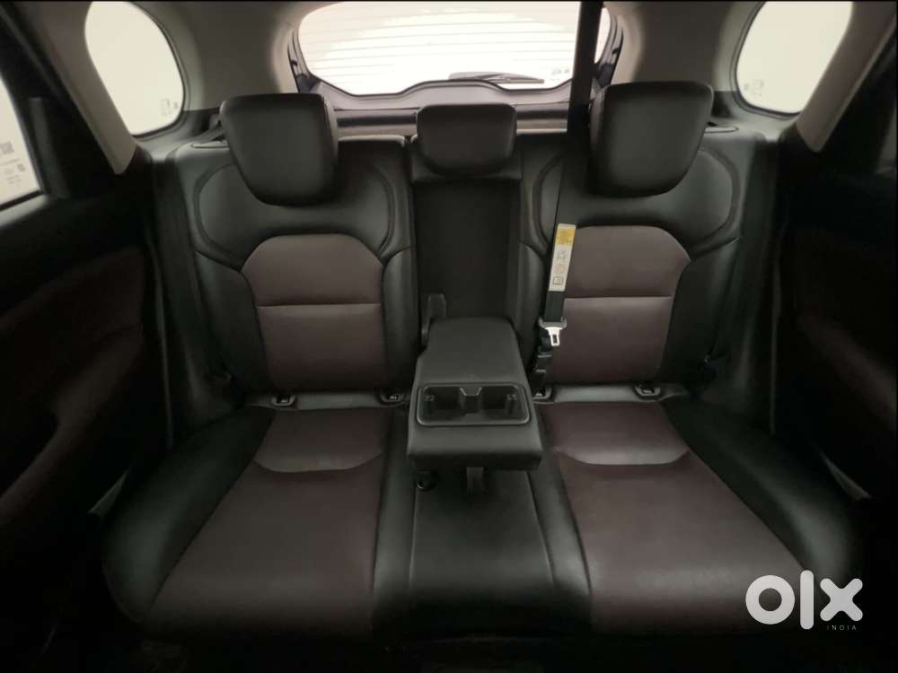 Maruti Suzuki Grand Vitara 1.5 Alpha Smart Hybrid At, 2022, Petrol