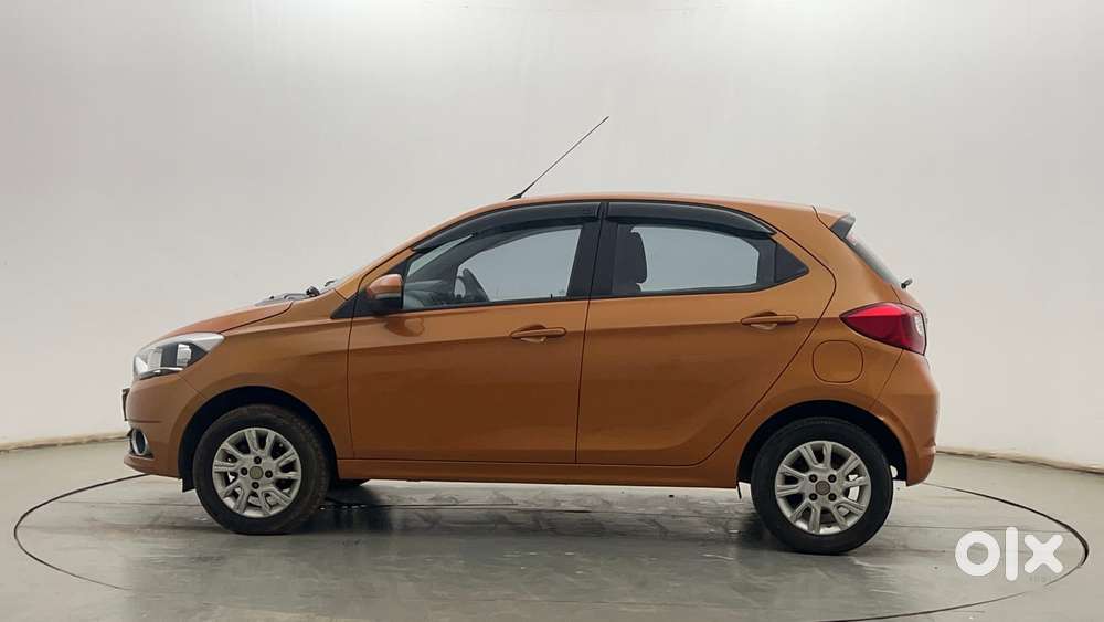 Tata Tiago Xza, 2017, Petrol
