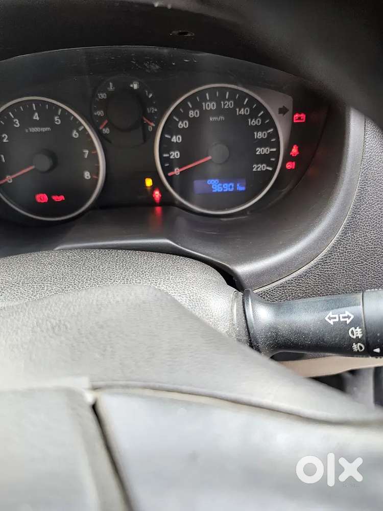 Hyundai I20 Sportz Petrol 2013