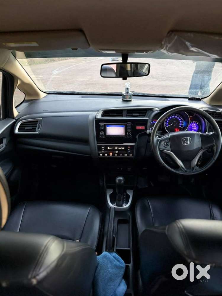 Honda Jazz V Cvt, 2016, Petrol