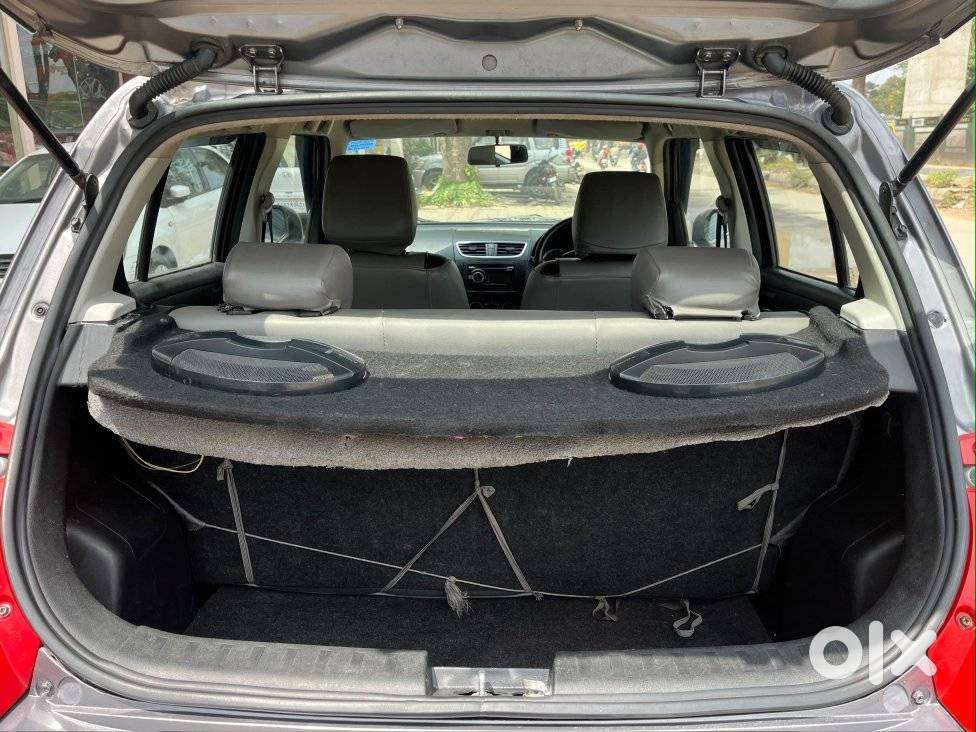 Maruti Suzuki Swift Vxi, 2012, Petrol