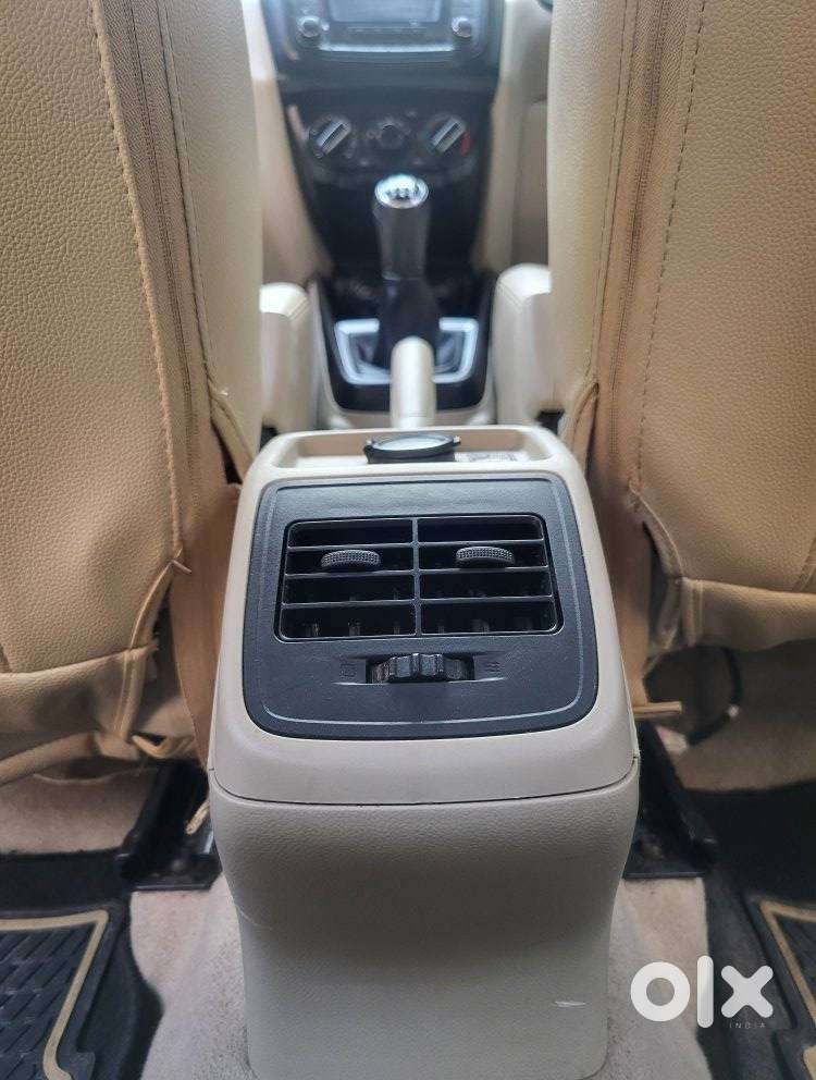 Maruti Suzuki Swift Dzire 1.2 Vxi Bsiv, 2020, Petrol