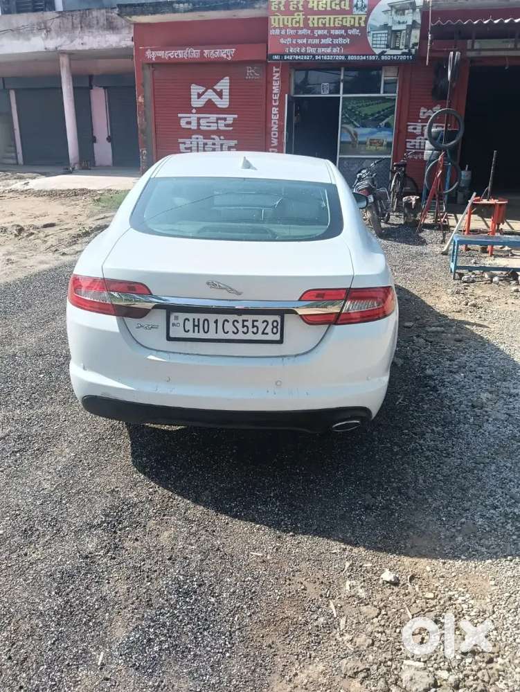 Jaguar Xf 2013 Diesel 100000 Km Driven