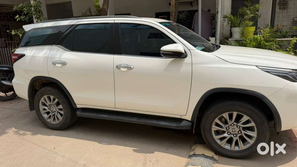 Toyota Fortuner Diesel 2025