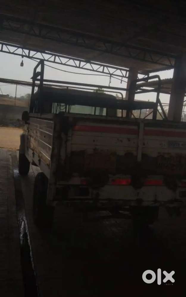 Mahindra Pick Up