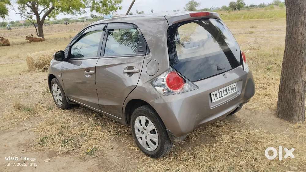 Honda Brio Smt Petrol 2013