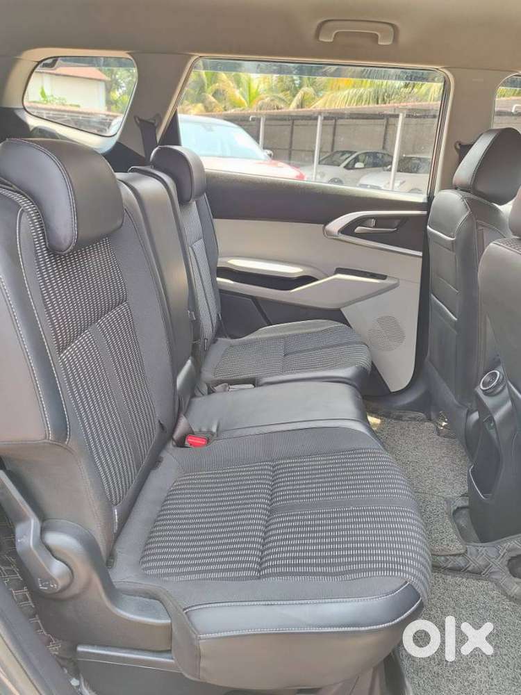 Kia Carens, 2022, Petrol