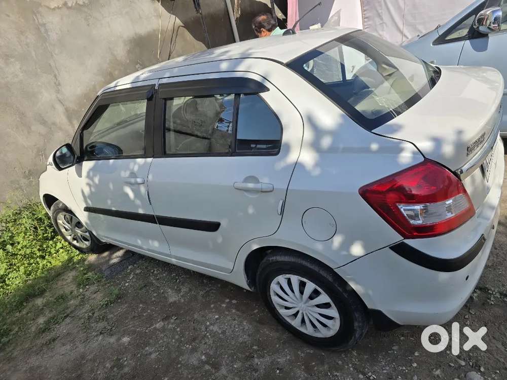Maruti Suzuki Dzire 2015 Petrol 82000 Km Driven