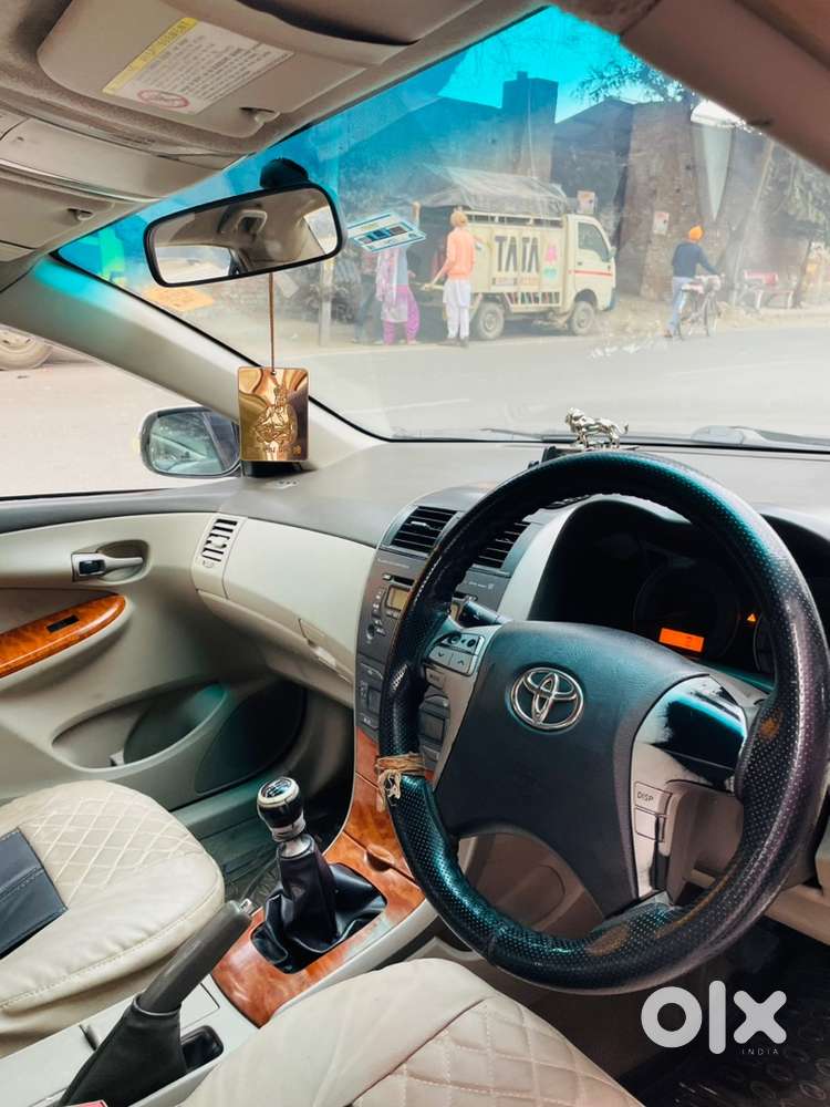 Toyota Corolla Altis 2010 Diesel Well Maintained