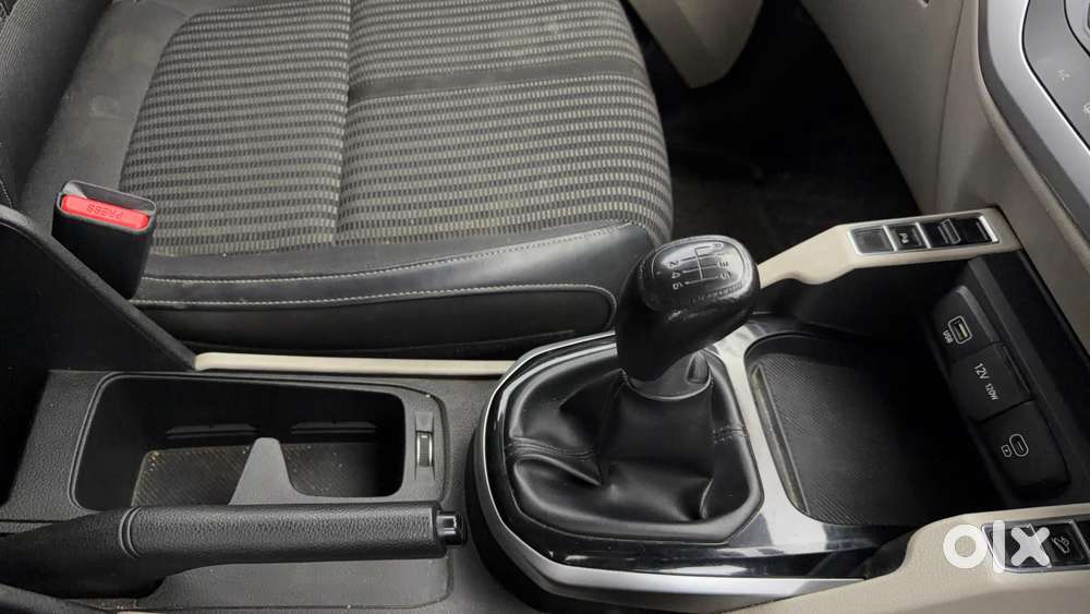 Kia Carens 1.5 Prestige Plus 7 Str Imt, 2022, Petrol