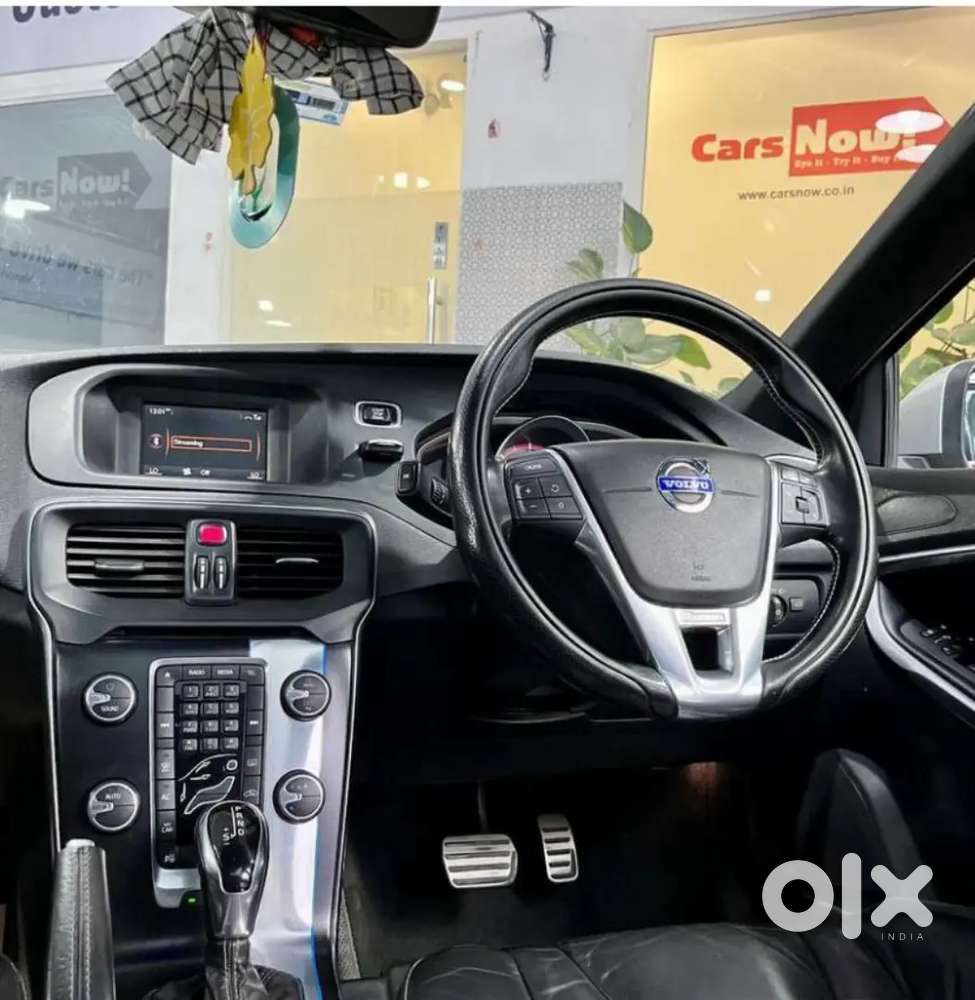 Volvo V40 2017 Diesel 70000 Km Driven Ready For Exchange Also