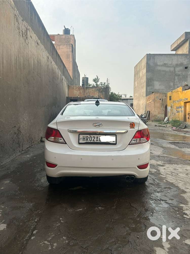 Hyundai Fluidic Verna 2014
