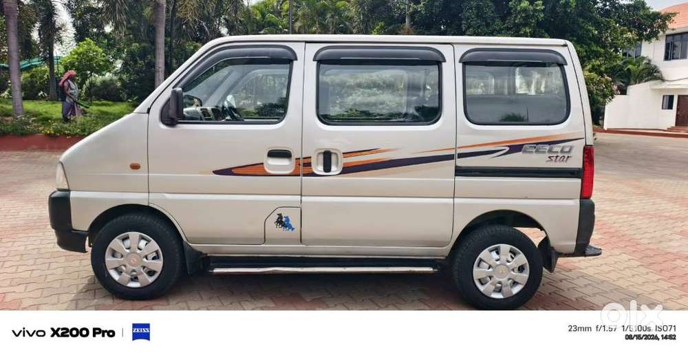 Maruti Suzuki Eeco Smiles 7 Seater Standard, 2019, Petrol