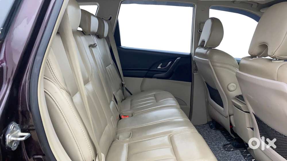 Mahindra Xuv500 2.2 W10, 2017, Diesel