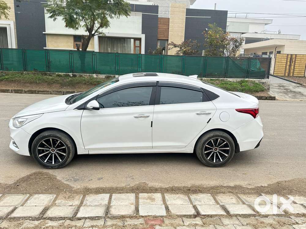 Hyundai Verna 1.5 Sx Petrol Mt, 2018, Petrol