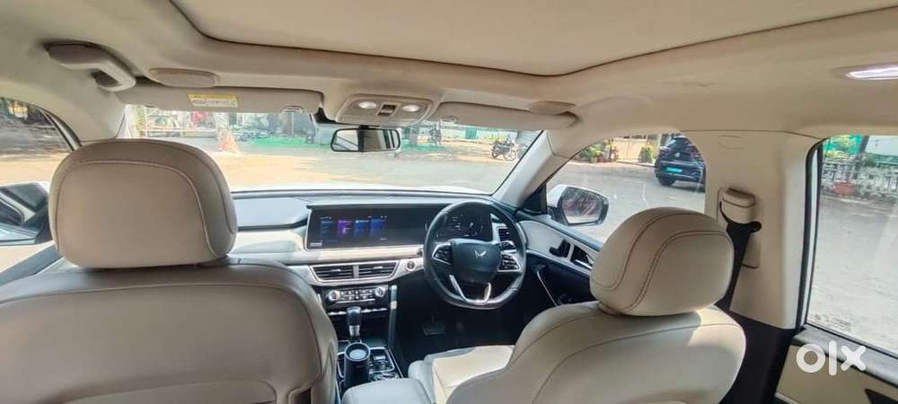 Mahindra Xuv700 2022 Diesel Well Maintained