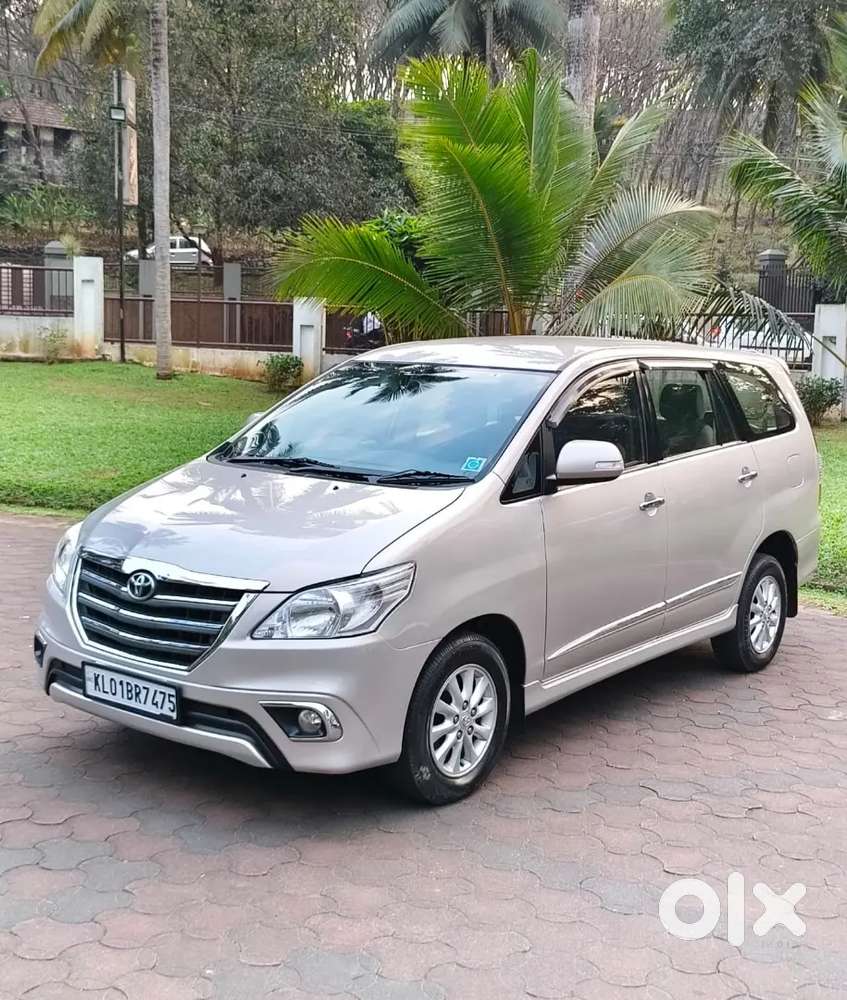 Toyota Innova 2014 Diesel Well Maintained