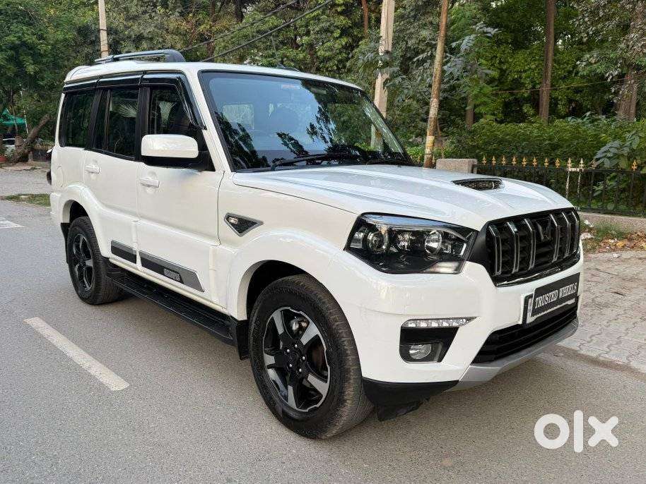 Mahindra Scorpio Classic 2.2 S 11 Mt 7 Str, 2023, Diesel