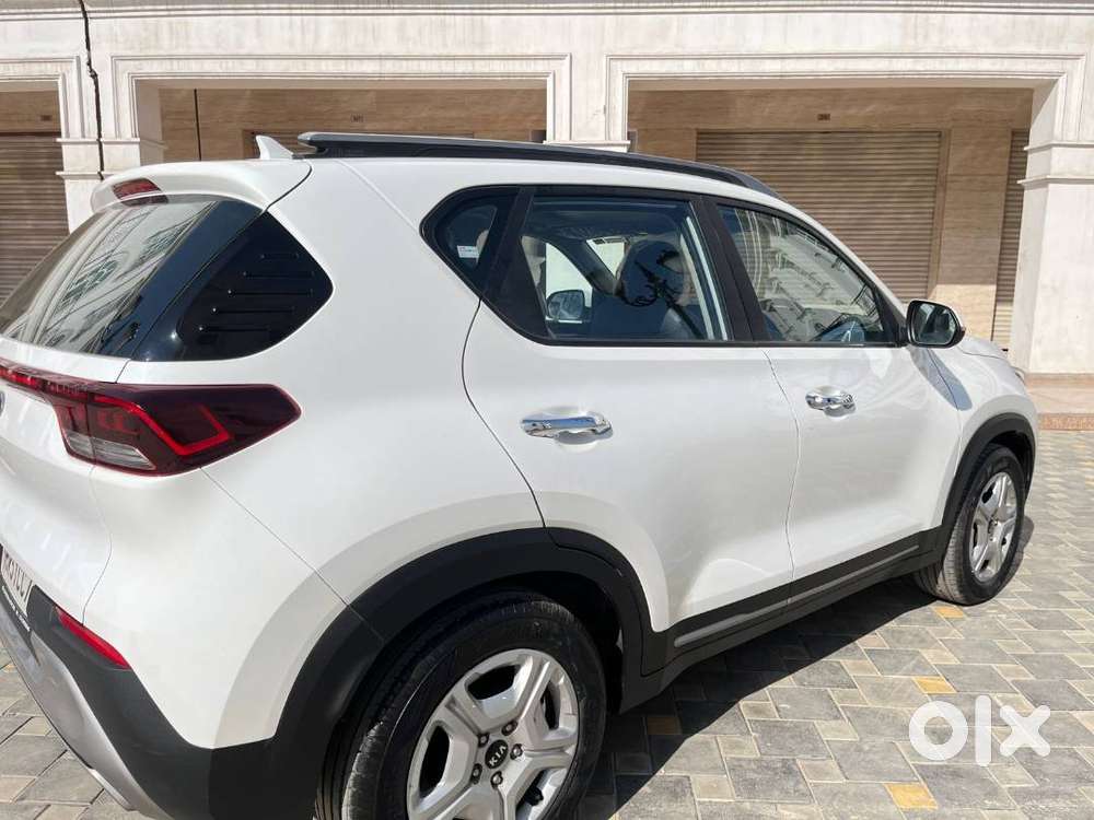 Kia Sonet 12000 Km's New Condition Sunroof