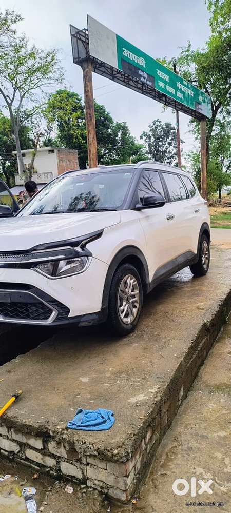Kia Carens Petrol Manual 2022