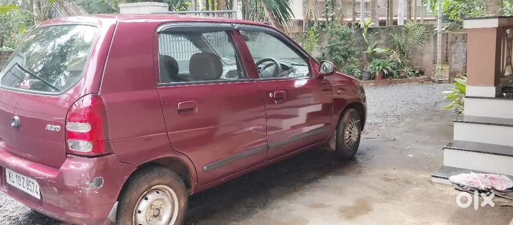 Well Maintained  And Good Working Ac And Cleaned  No Legal Issue