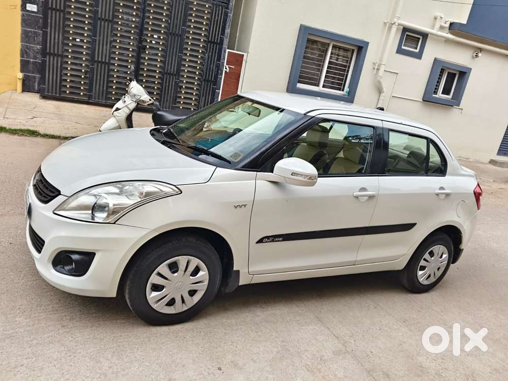 Maruti Suzuki Swift Dzire 1.2 Vxi Bsiv, 2013, Petrol