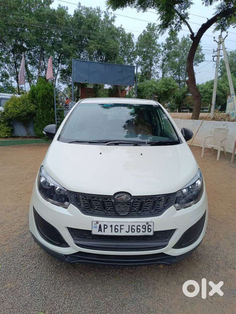 Mahindra Marazzo M2, 2018, Diesel
