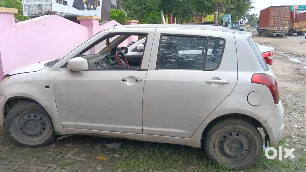 Maruti Suzuki Swift 2010