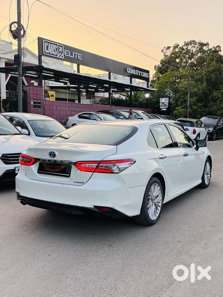 Toyota Camry 2.5 Hybrid, 2020, Petrol