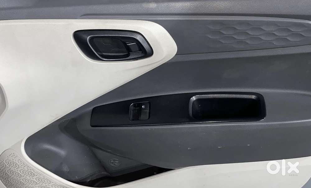 Hyundai Aura 1.2 E Petrol Mt, 2020, Petrol