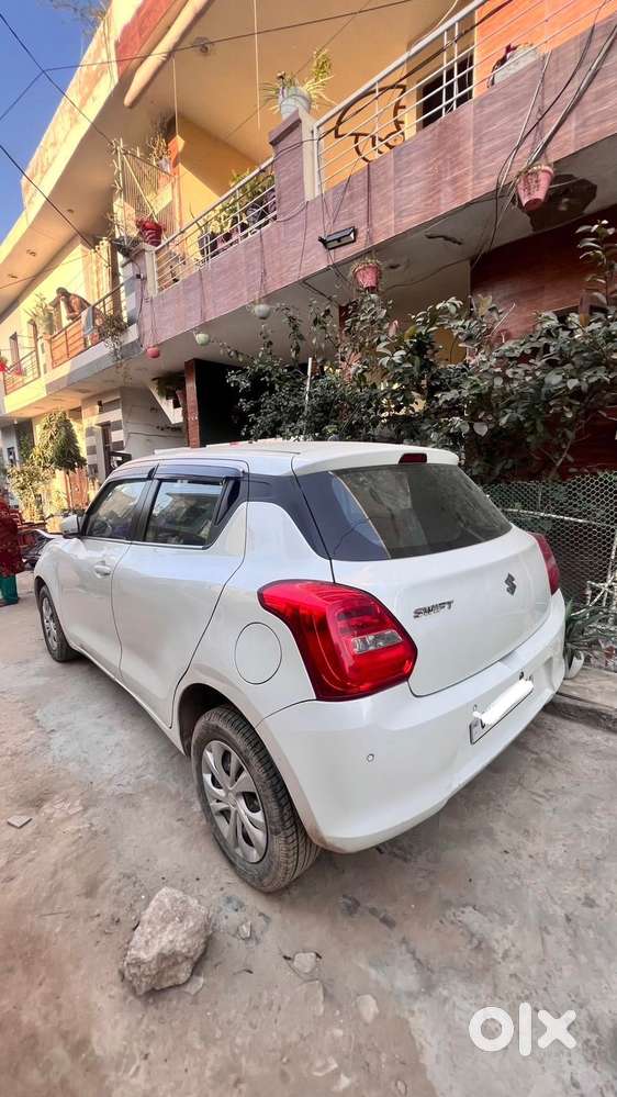 Maruti Suzuki Swift 2023 Cng & Hybrids 67033 Km Driven