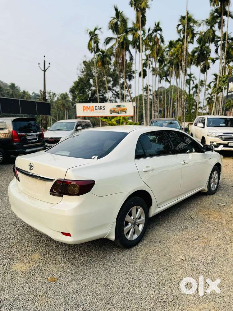 Toyota Corolla Altis Vl, 2011, Petrol