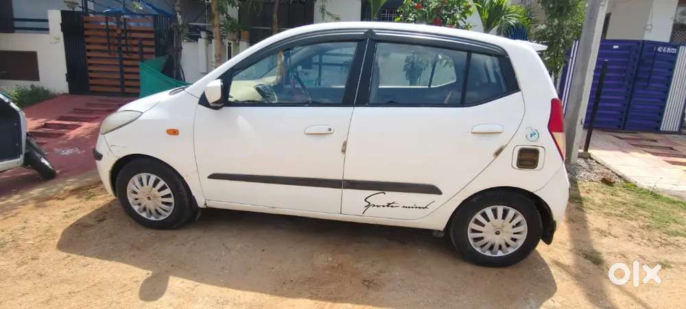 Hyundai I10 1.2 Sportz 2010